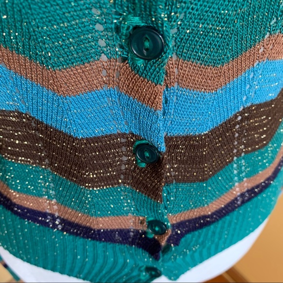 Takeout Size M, Multicolored Ikat print, Button Down Cardigan. - Picture 8 of 11